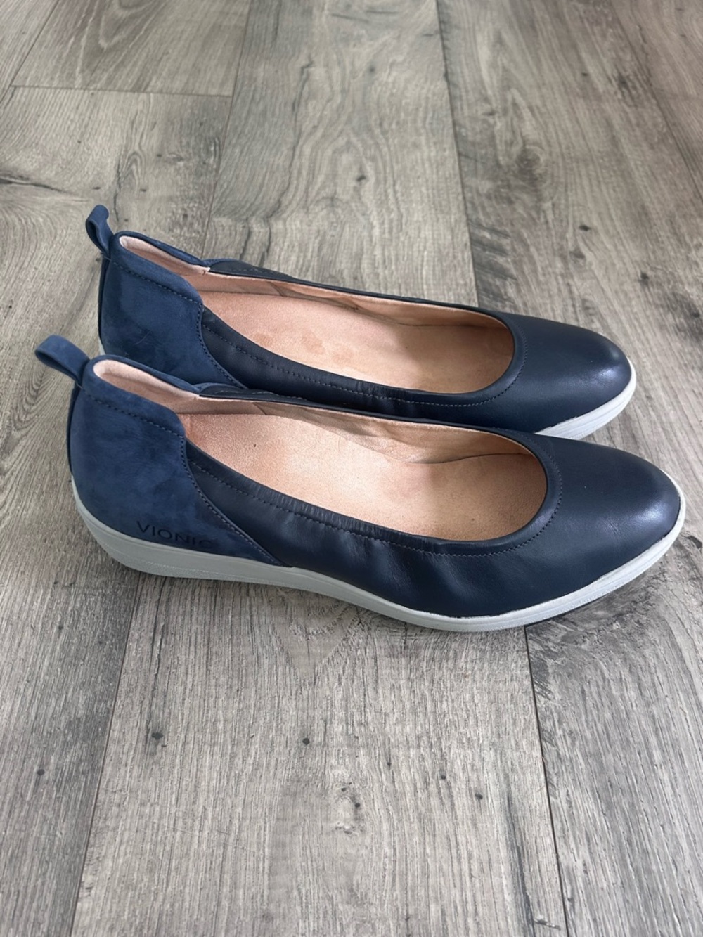 Vionic Jacey Navy Blue Leather Slip-On Wedge Shoes Size 11